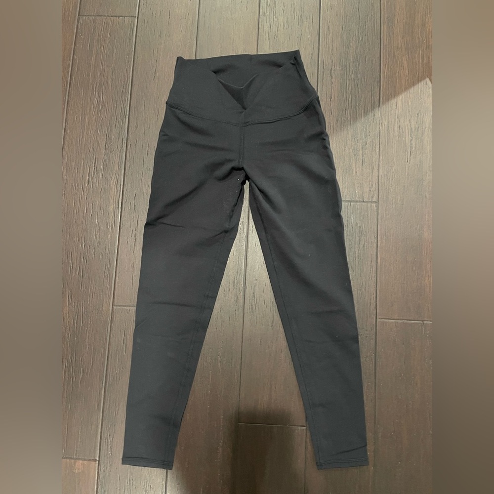 ALO leggings